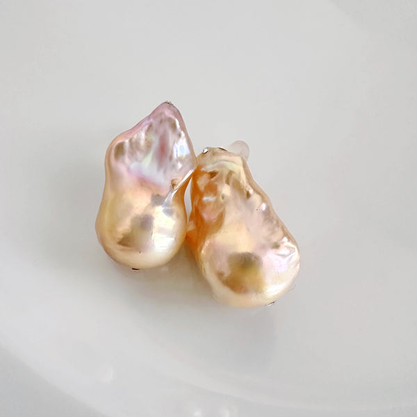 natural color oyster baroque  pearl crystal nudeピアス　イヤリング - hikari pearl.