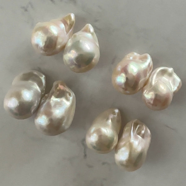 special oyster baroque  pearl ピアス　イヤリング