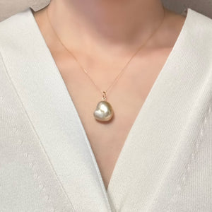 一点もの　South Sea pearl goldgradation pendanttop ネックレス