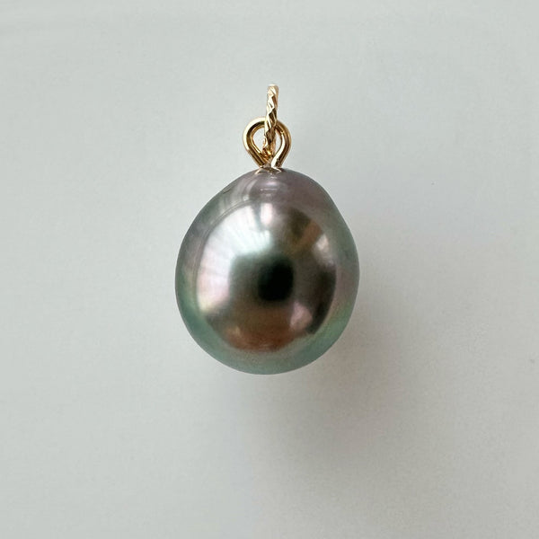 一点もの　Tahiti  pearl  green 12.4mm pendanttop necklace