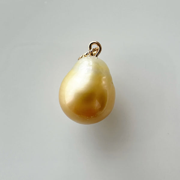 一点もの　South Sea pearl gold 12.6mm pendanttop necklace