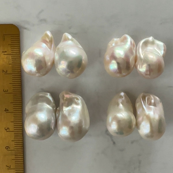 special oyster baroque  pearl ピアス　イヤリング