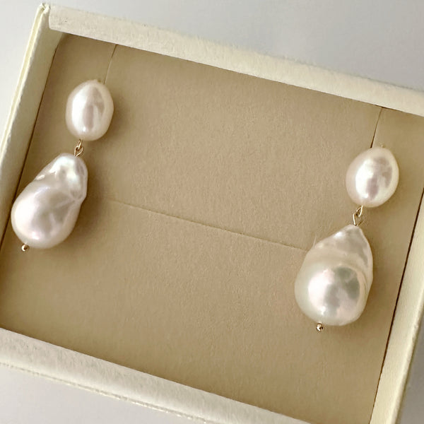 egg×oyster baroque  pearl weddingピアス　イヤリング - hikari pearl.