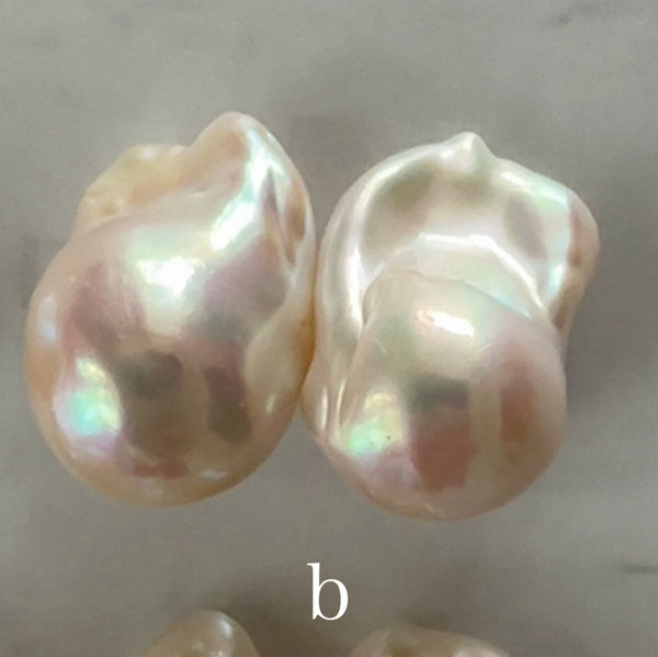 special oyster baroque  pearl ピアス　イヤリング