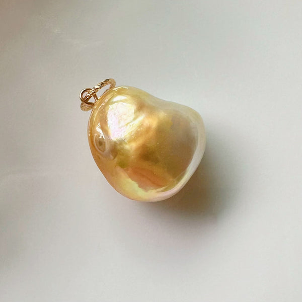 一点もの　South Sea pearl goldgradation pendanttop ネックレス