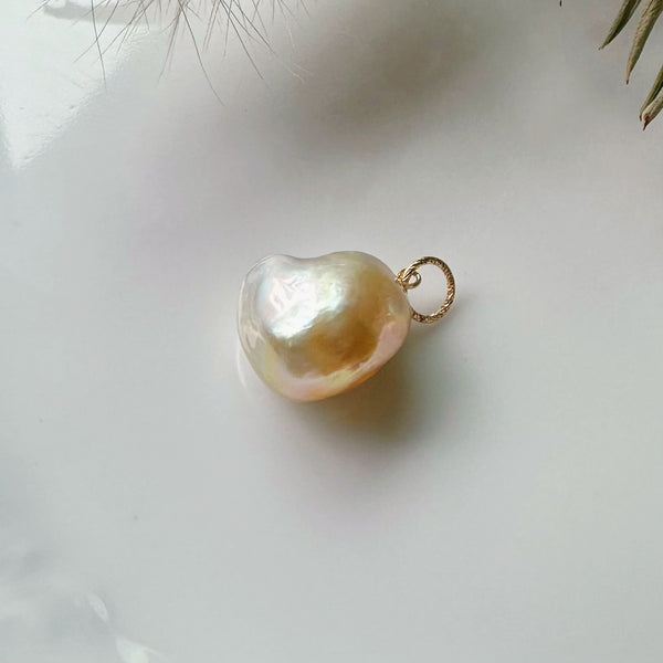 一点もの　South Sea pearl goldgradation pendanttop ネックレス