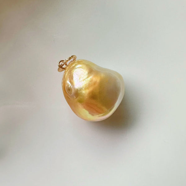 一点もの　South Sea pearl goldgradation pendanttop ネックレス