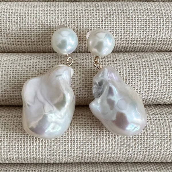 dot oyster baroque  pearl  ピアス　イヤリング