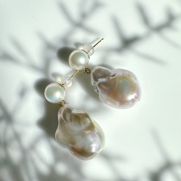 dot oyster baroque  pearl  ピアス　イヤリング