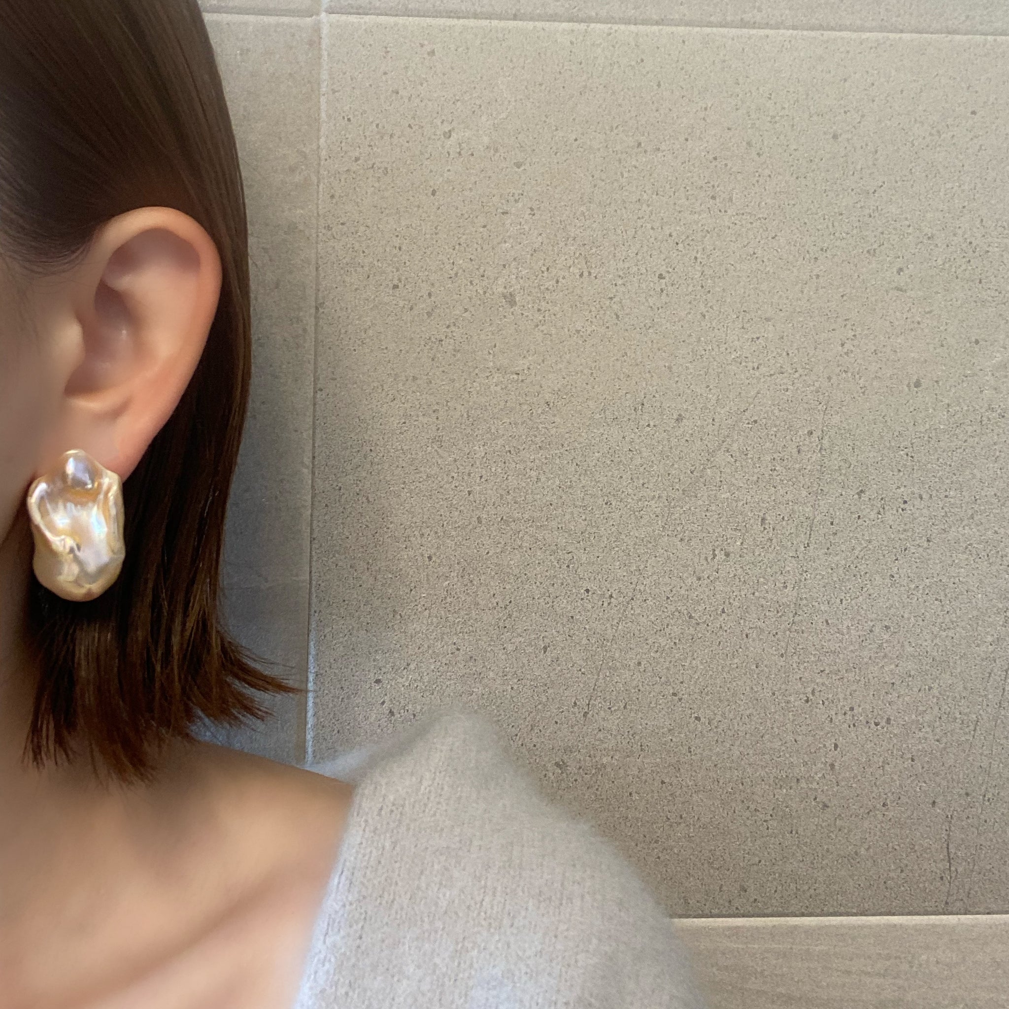 一点もの　natural color Special Baroque  pearl ピアス　 - hikari pearl.