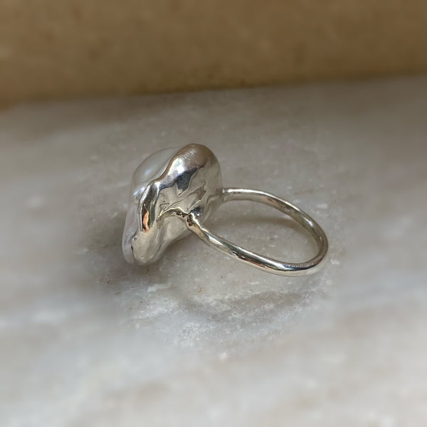 一点もの　oyster baroque  pearl ring No.2 - hikari pearl.