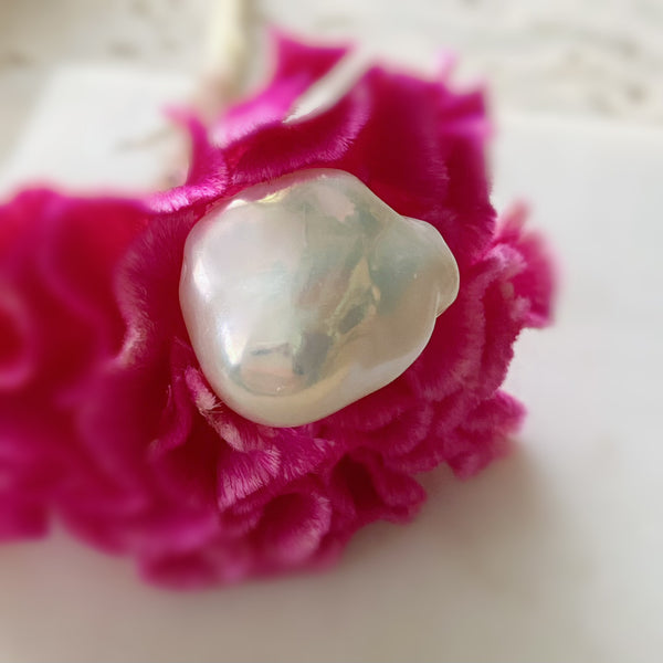 oyster baroque ring No.12 - hikari pearl.