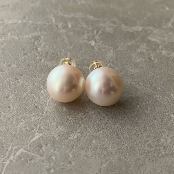 oval kobore 11mm nudeピアス　イヤリング - hikari pearl.